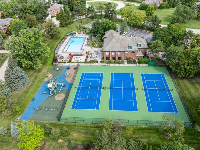 2016 Midwest club Parkway, Oak Brook, IL 60523
