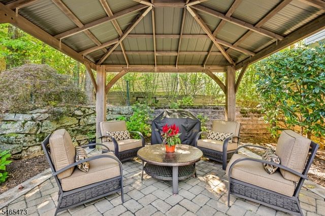 22 Mount Airy Rd, Bernardsville Boro, NJ 07924