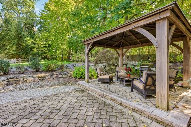 22 Mount Airy Rd, Bernardsville Boro, NJ 07924