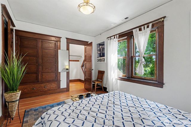 2856 NW 62nd Street, Seattle, WA 98107