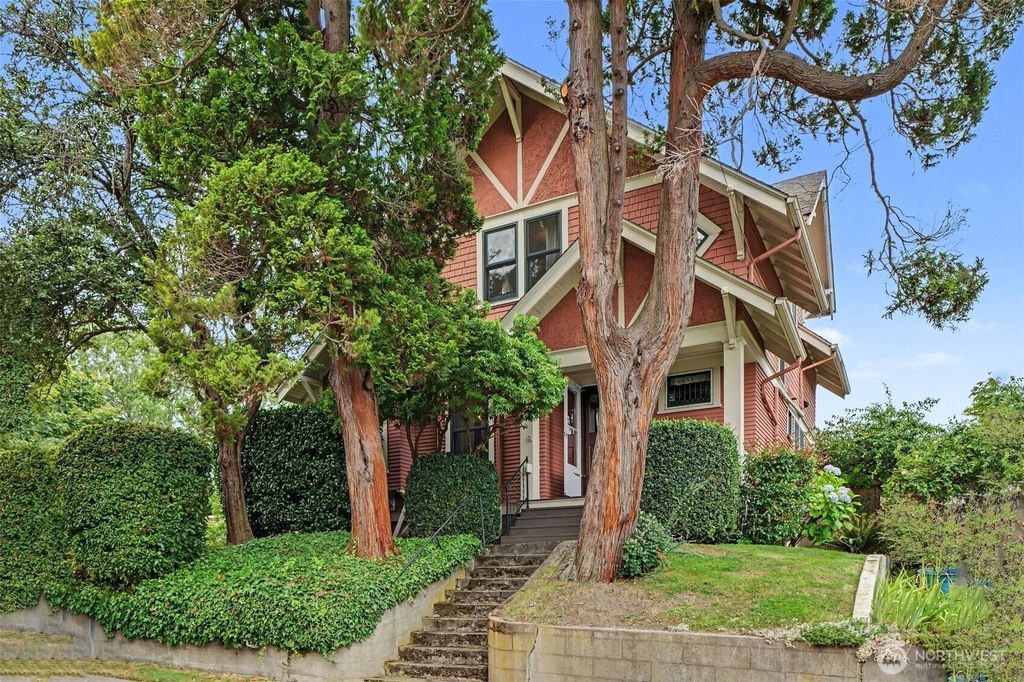 2856 NW 62nd Street, Seattle, WA 98107
