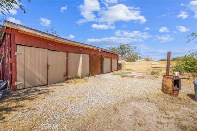 10333 E Avenue R8, Littlerock (also Little Rock), CA 93543