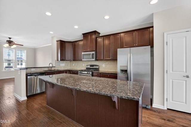 509 Pemberwich Place, Cary, NC 27519