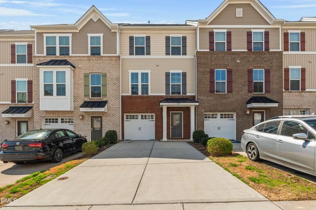 509 Pemberwich Place, Cary, NC 27519