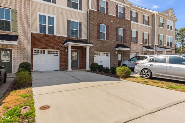 509 Pemberwich Place, Cary, NC 27519