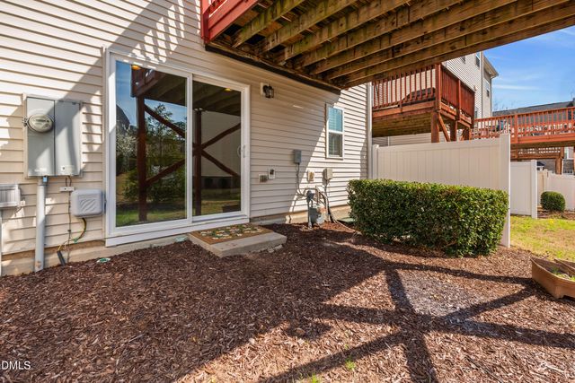 509 Pemberwich Place, Cary, NC 27519