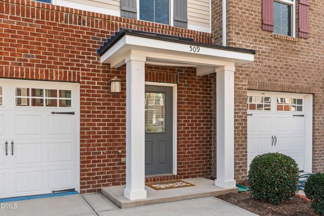 509 Pemberwich Place, Cary, NC 27519