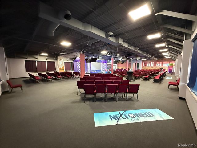 10421 W 7 Mile Road, Detroit, MI 48221