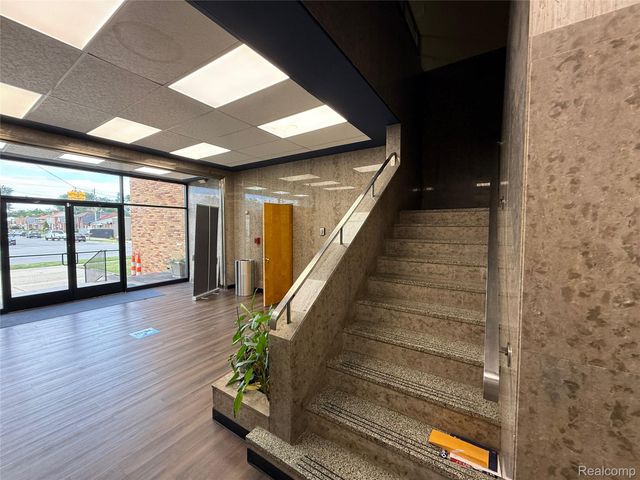 10421 W 7 Mile Road, Detroit, MI 48221