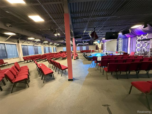 10421 W 7 Mile Road, Detroit, MI 48221