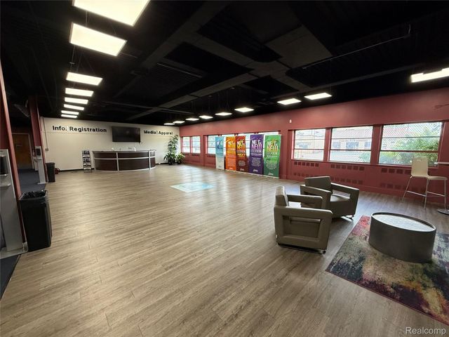 10421 W 7 Mile Road, Detroit, MI 48221