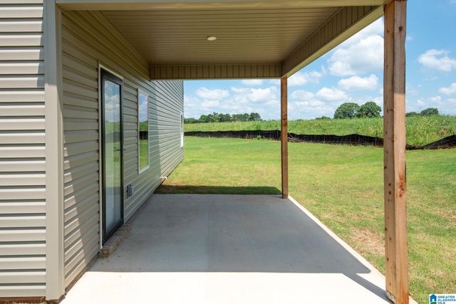 222 AMBER AVENUE, Calera, AL 35040