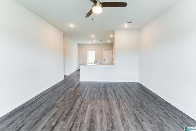 222 AMBER AVENUE, Calera, AL 35040