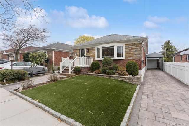 26257 60th Road, Little Neck, NY 11362