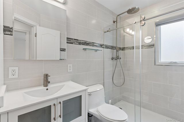 26257 60th Road, Little Neck, NY 11362