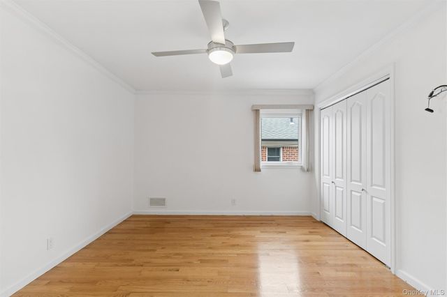 26257 60th Road, Little Neck, NY 11362