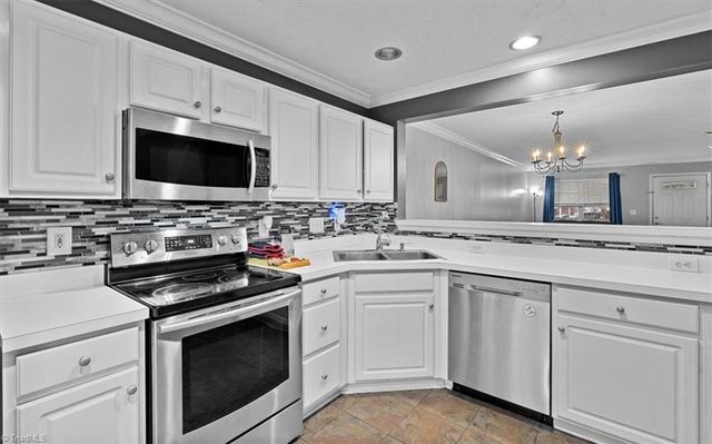 5044 Bartholomews Lane, Greensboro, NC 27407