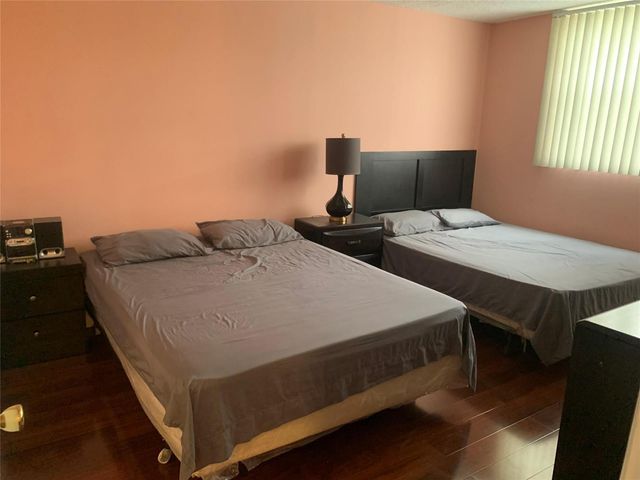 9081 Lime Bay Boulevard 214, Tamarac, FL 33321