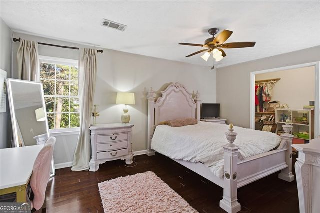 2563 Bridgewood Lane, Snellville, GA 30078