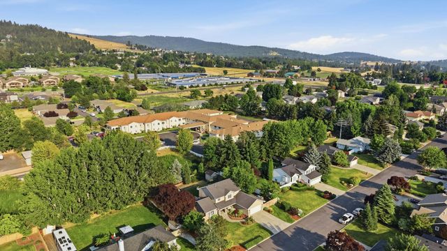 5711 S Rebecca St, Spokane, WA 99223