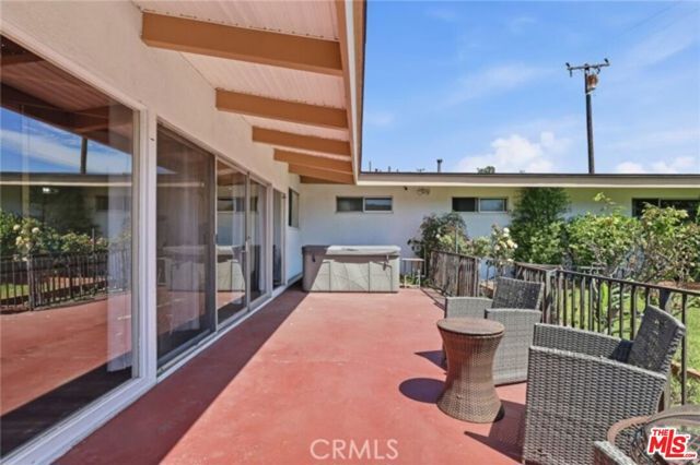 6732 Wooster Avenue, Los Angeles, CA 90056
