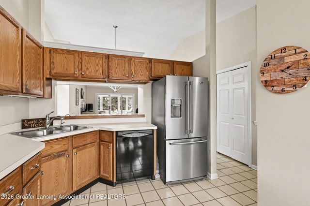 1026 Brookside Drive, Lansing, MI 48917