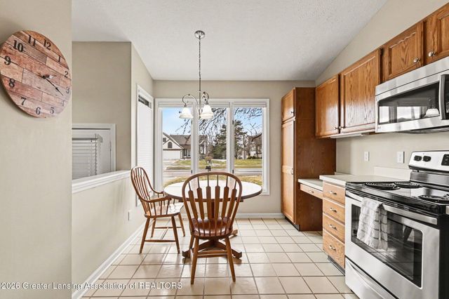 1026 Brookside Drive, Lansing, MI 48917