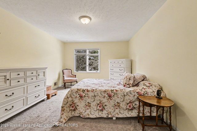 1026 Brookside Drive, Lansing, MI 48917