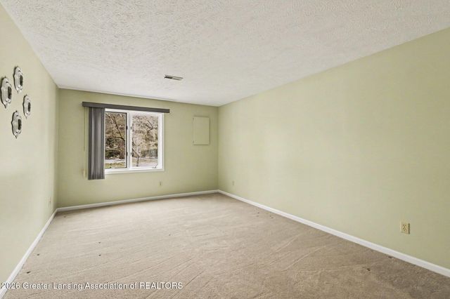 1026 Brookside Drive, Lansing, MI 48917