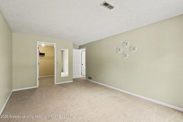 1026 Brookside Drive, Lansing, MI 48917