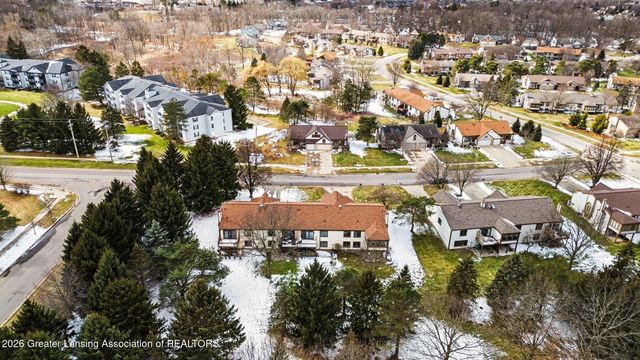 1026 Brookside Drive, Lansing, MI 48917