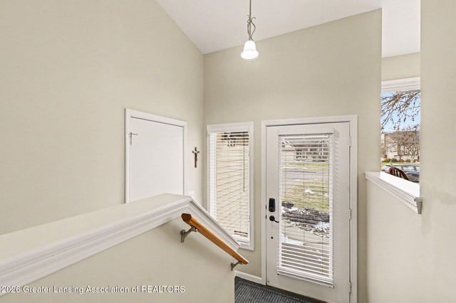 1026 Brookside Drive, Lansing, MI 48917