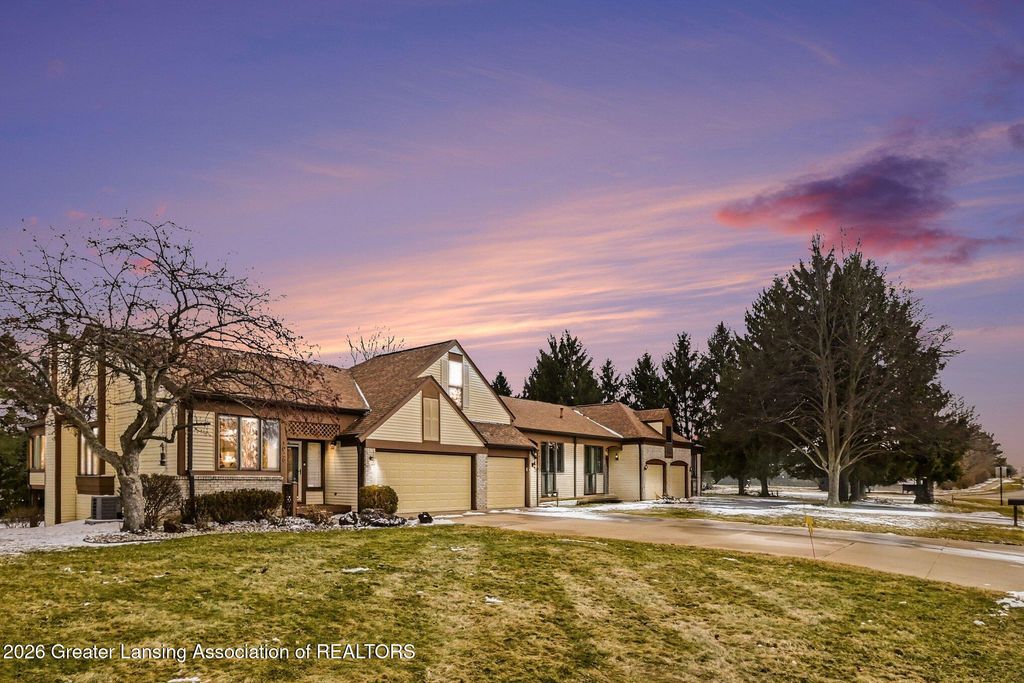 1026 Brookside Drive, Lansing, MI 48917