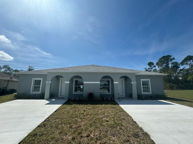 726 BOBCAT COURT B, Poinciana, FL 34759