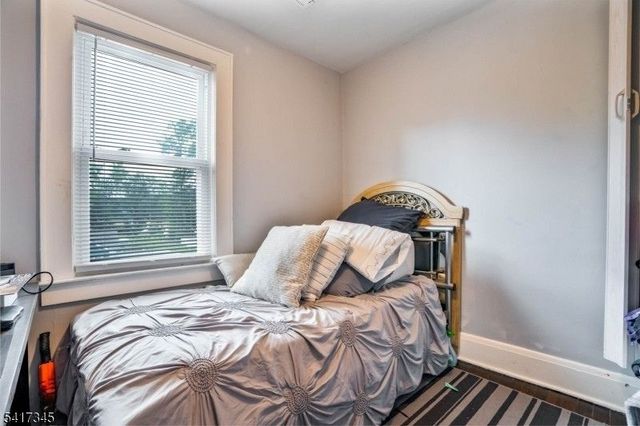 304 W 2Nd Ave, Roselle Boro, NJ 07203