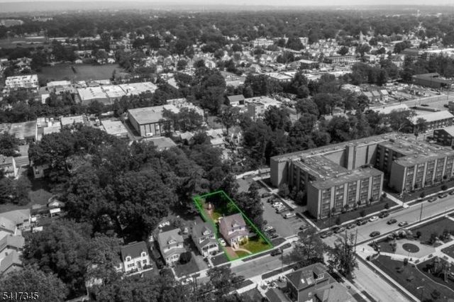 304 W 2Nd Ave, Roselle Boro, NJ 07203