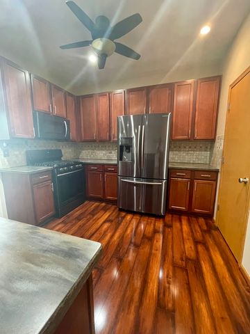 5128 Freeport Court 5128, Plainfield, IL 60586
