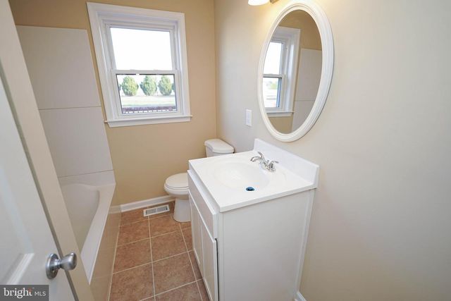 335 CALVIN DR, Salisbury, MD 21804