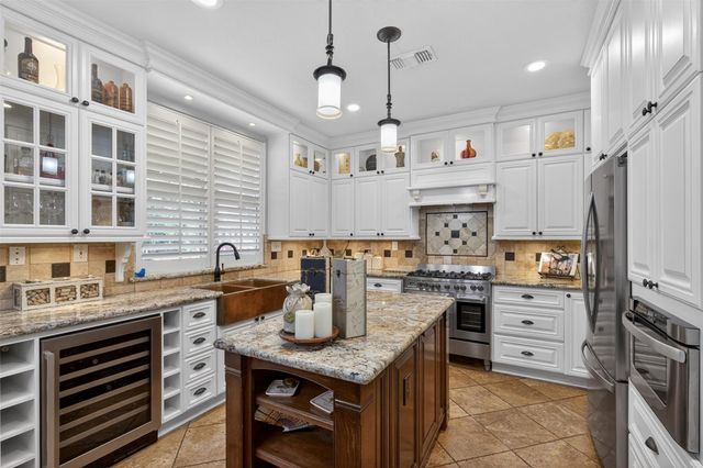 22 Fortuneberry Pl, The Woodlands, TX 77382