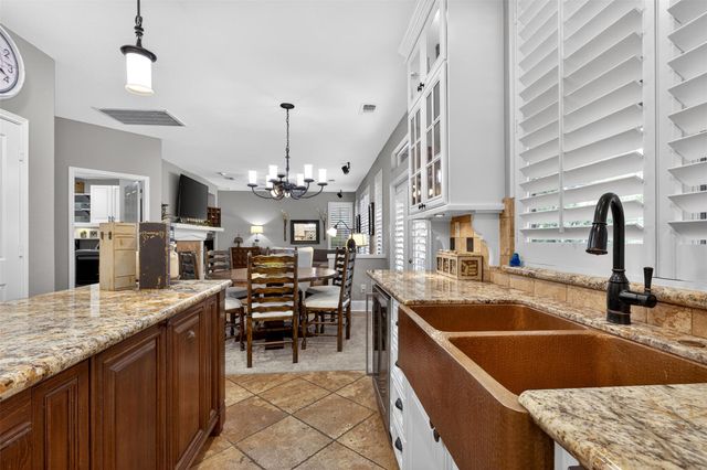 22 Fortuneberry Pl, The Woodlands, TX 77382