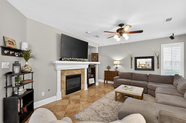 22 Fortuneberry Pl, The Woodlands, TX 77382