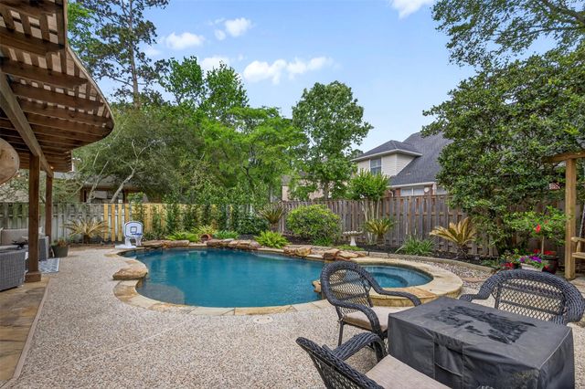 22 Fortuneberry Pl, The Woodlands, TX 77382