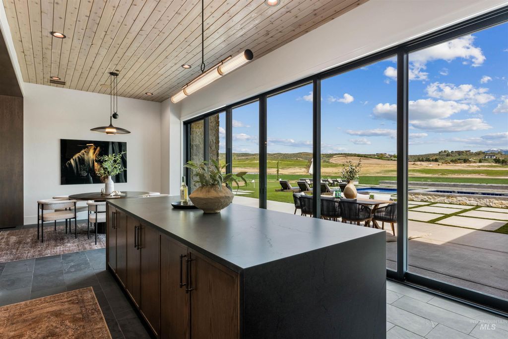 216 E Equine Lane, Eagle, ID 83616 photo 38