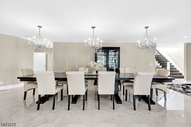 777 Valley Rd, Watchung Boro, NJ 07069