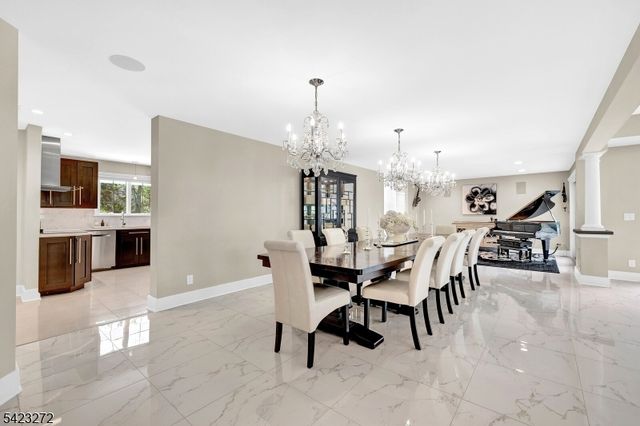 777 Valley Rd, Watchung Boro, NJ 07069