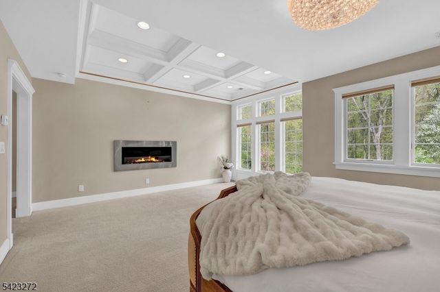 777 Valley Rd, Watchung Boro, NJ 07069