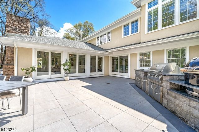 777 Valley Rd, Watchung Boro, NJ 07069