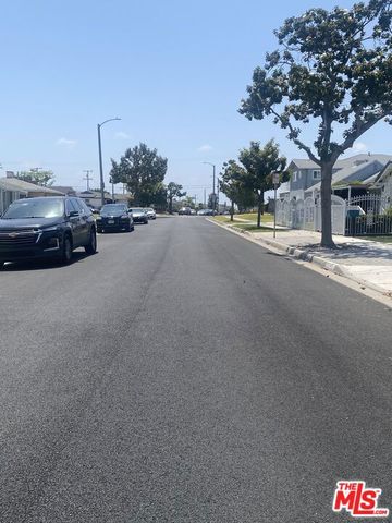1538 W 110th Place, Los Angeles, CA 90047