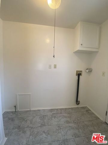 1538 W 110th Place, Los Angeles, CA 90047
