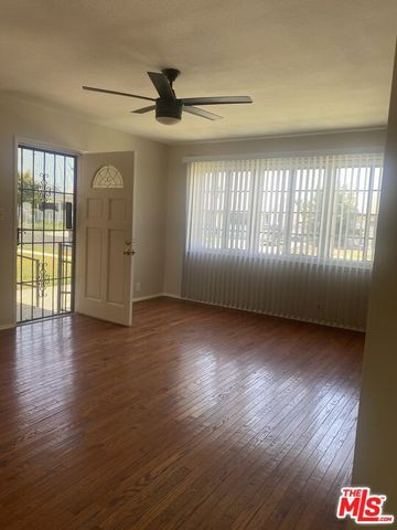 1538 W 110th Place, Los Angeles, CA 90047
